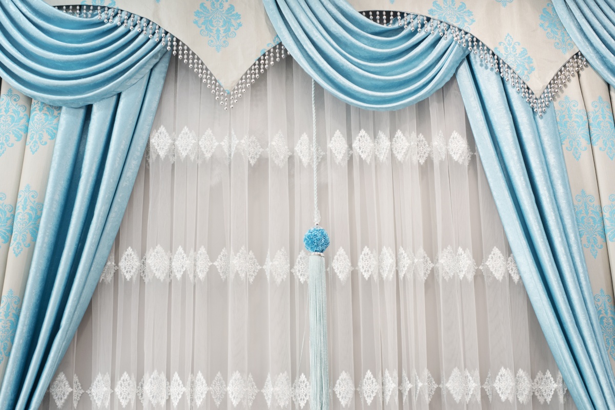 Пошив мягкого ламбрекена на ленте - изображение 1 - заказать онлайн в салоне штор Benone в Королеве